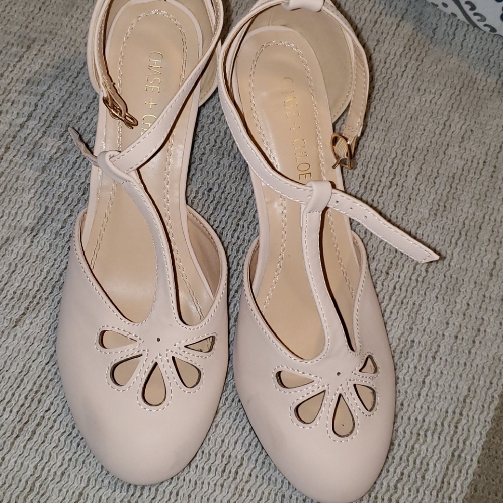 Chase & Chloe Mary Jane's in size 8